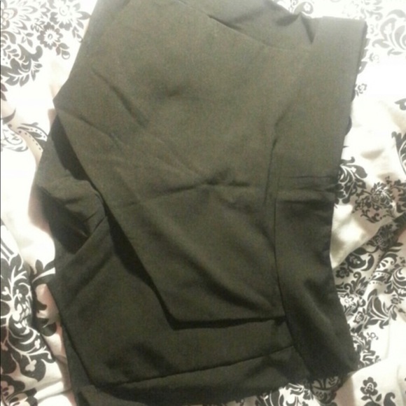 BNWT Asymmetrical Black Skort - Picture 3 of 3